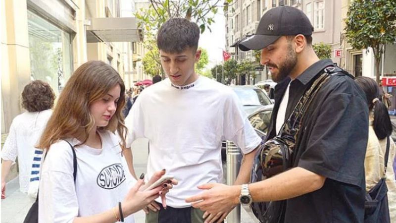 Sefo kameralara yeni tarzıyla yakalandı! Sağlık durumu hakkında kritik açıklama yaptı! Meğer depresyona... 1