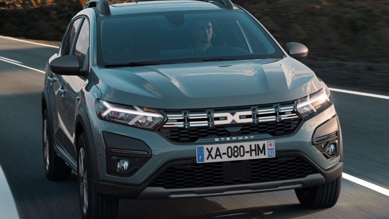 400 bin lirasını Dacia karşılayacak! 754 bin 900 TL'ye en uygun SUV modeli satışta! Dacia Haziran ayında tabuları yıktı! 3