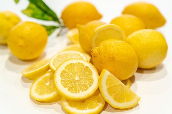 Limonu topuğunuza sürerseniz ne oluyor? Etkisi çok şaşırtıyor... 3