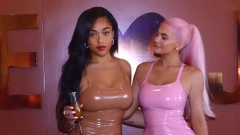 Öpüştüğünü itiraf etmişti! Kylie Jenner ve Jordyn Woods herkesi sarsan ihanet sonrası ilk kez buluştu! Herkes şaşkın… 2