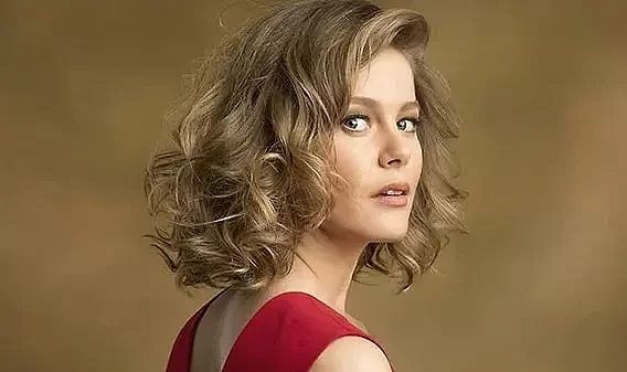 Burcu Biricik'ten milyonluk dev yatırım! Oyunculuğu mu bırakıyor? 2