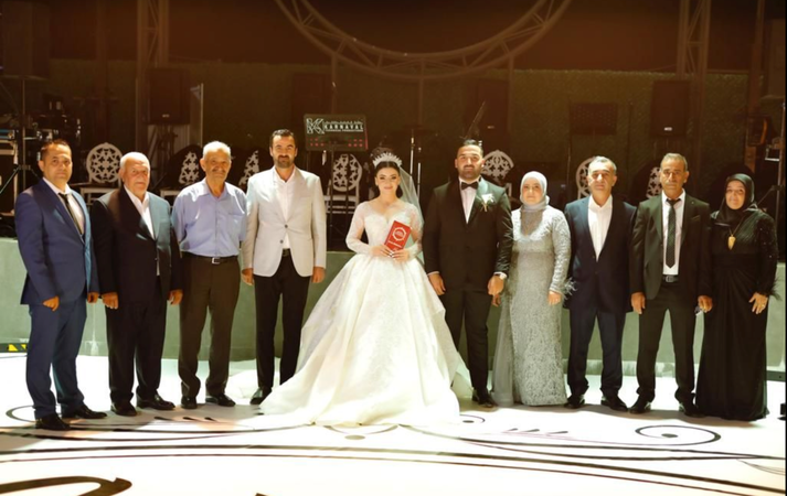 Gaziantep'te Göz Kamaştıran Nikah! Gaziantep'TE İŞ İNSANLARI VE SİYASETÇİLER bu NİKAHA AKIN ETTİ! 1