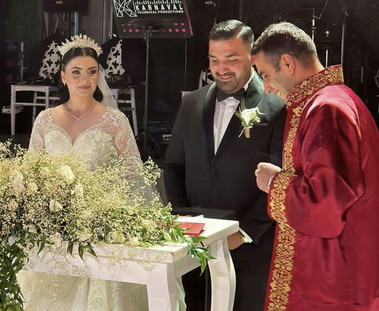 Gaziantep'te Göz Kamaştıran Nikah! Gaziantep'TE İŞ İNSANLARI VE SİYASETÇİLER bu NİKAHA AKIN ETTİ! 2