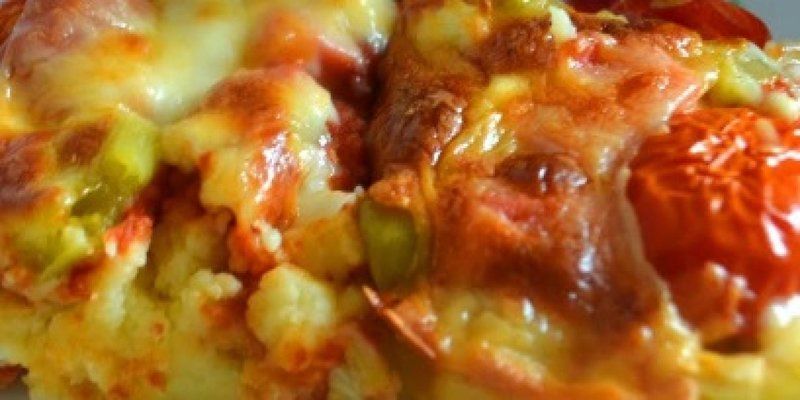 Bu tarif unsuz yapılıyor. Pizza severlerin vazgeçilmezi oluyor! Üstelik çokta doyurucu 1