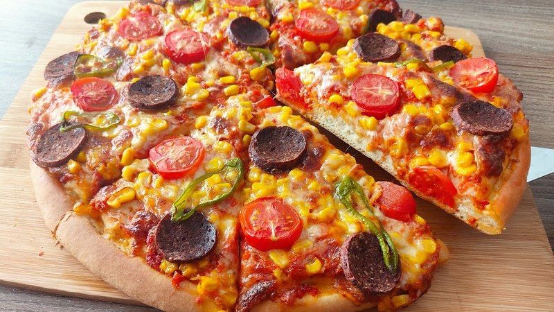 Bu tarif unsuz yapılıyor. Pizza severlerin vazgeçilmezi oluyor! Üstelik çokta doyurucu 2