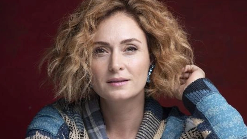 Ceyda Düvenci’nin hayatında şoke eden detay! Meğer Poyraz Karayel’in usta ismi… 1