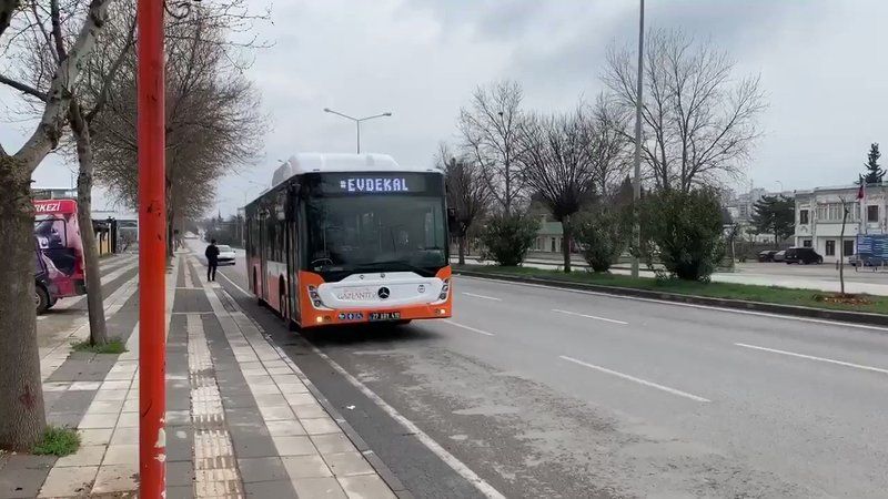 Gaziantep’te ulaşıma zam: Otobüs, tramvay, banliyö, özel halk otobüsü ve tek binişlik kartlar zamlandı! İşte zamlı tarife 3