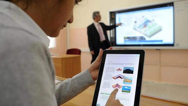 Öğrencilere MEB’den müjde: İlkokul ve lise öğrencilerine ücretsiz tablet dağıtımı başlıyor! 1