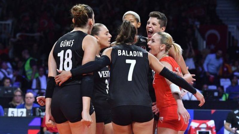 Sultanlar yarı finalde İtalya’ya karşı: Türkiye İtalya voleybol maçı ne zaman? Hangi kanalda? 3