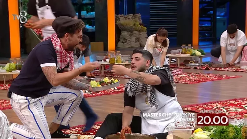 İşin ustalarından: Masterchef Çiğ Köfte tarifi! Meğer o malzeme eklemek yetiyormuş! Tam ölçülü çiğ köfte nasıl yapılır? 1