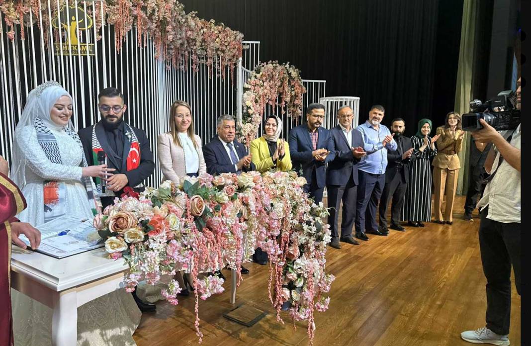 Gaziantep'te Muhteşem Nikah! İş ve Siyaset Dünyası Bu Nikaha Akın Etti 1