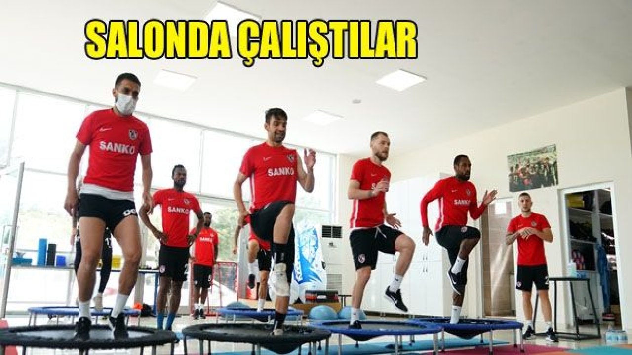 SALONDA GÜÇ ÇALIŞTILAR