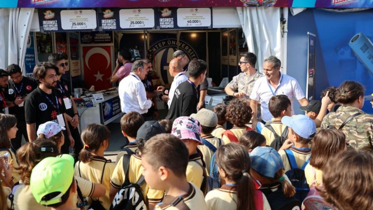 TEKNOFEST İzmir’de GAÜN standına yoğun ilgi