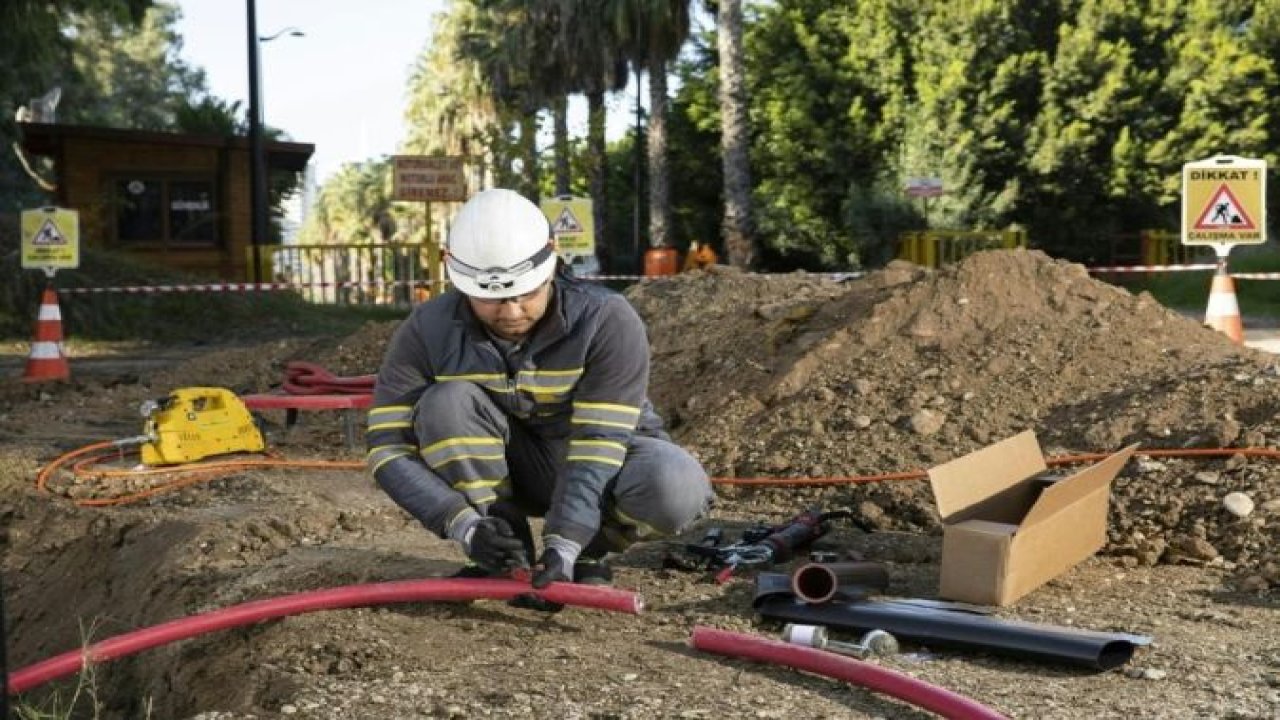 Gaziantep Bu Kış Elektriksiz Kalmayacak! Toroslar EDAŞ, Gaziantep’i bakım ve yatırımlarıyla aydınlattı