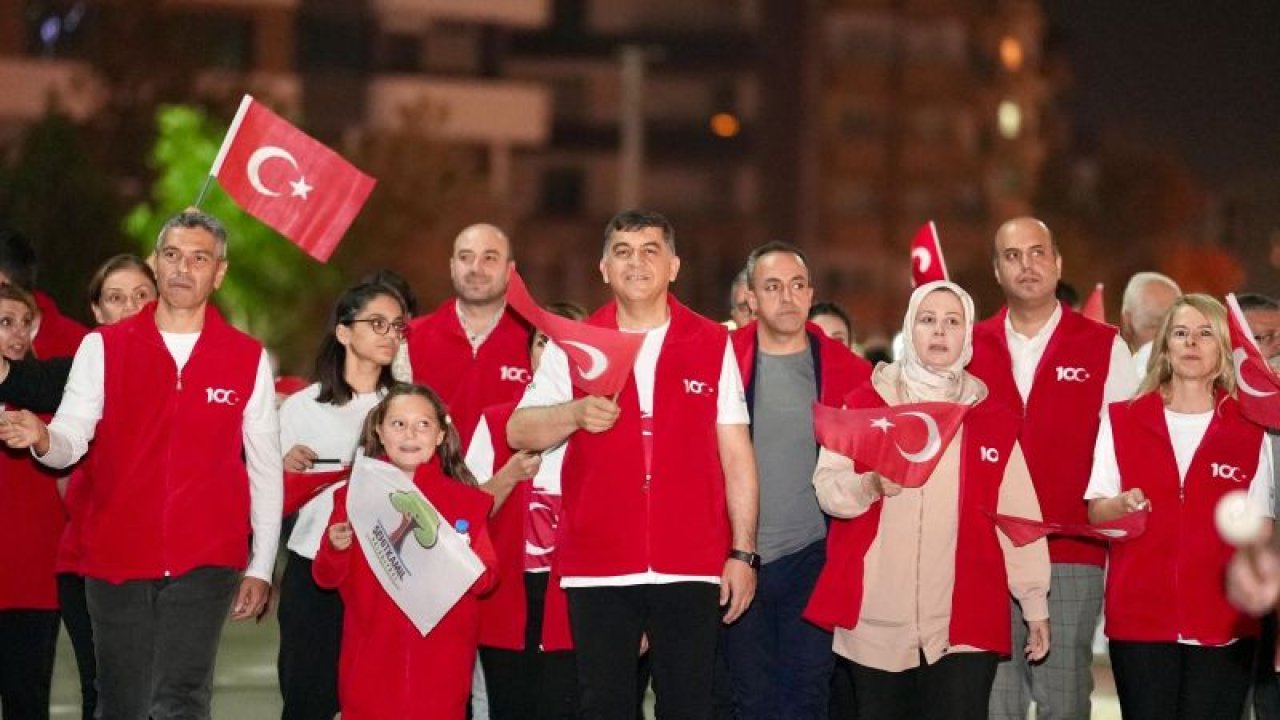 Şehitkamil'de Cumhuriyet çoşkusu. Gaziantep, Türk Bayrağının etrafında buluştu