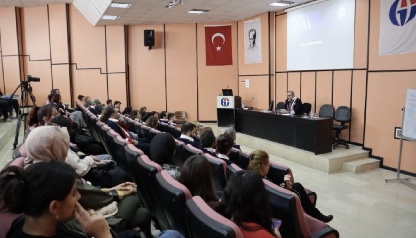 Gaziantep Üniversitesi Güzel Sanatlar Fakültesi, Akademik Kurul Toplantısı düzenlendi