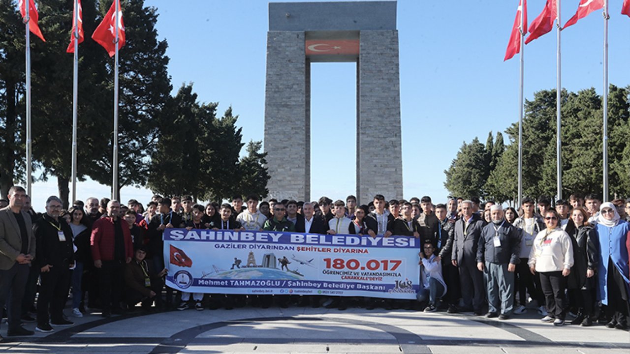 180 bin 17 Gazi torunu özel uçakla şehit topraklarını ziyaret etti