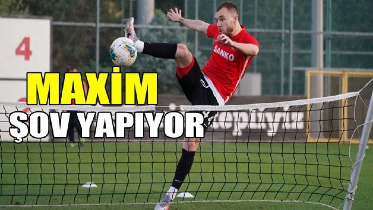 Ayak tenisinde Maxim şov