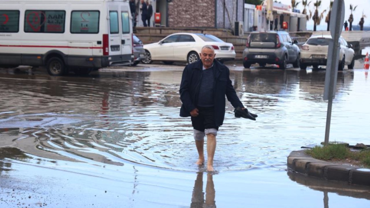 Hatay’da lodos ve sağanak yağış hayatı olumsuz etkiledi