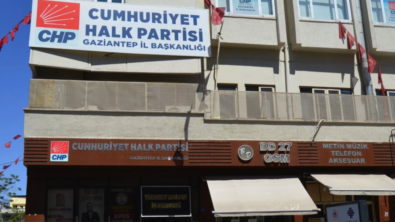 CHP GAZİANTEP'TE SESİMİZİ DUYAN VAR MI? CHP Gaziantep’te Bu Soruya Yanıt Aranıyor!  SAHİPSİZ CHP