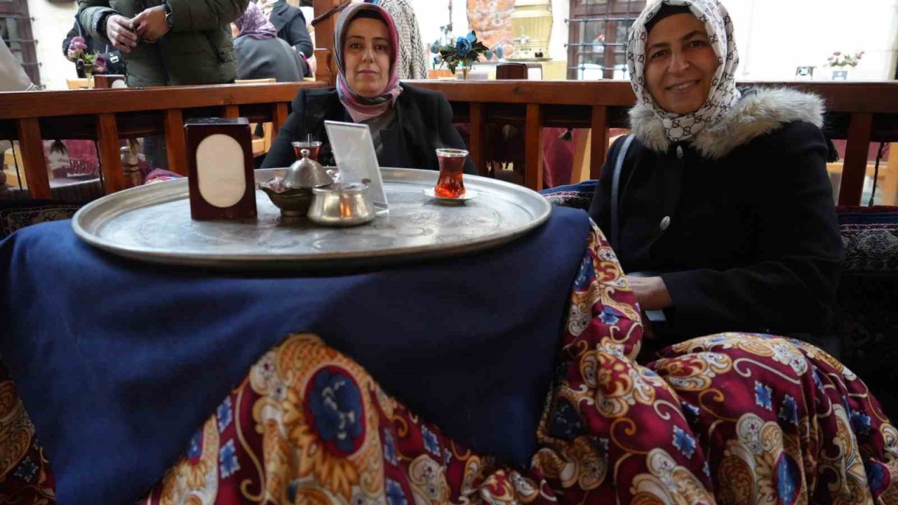 Gaziantep'te soğuk havalarda köz ateşli tandır kültürüne ilgi arttı