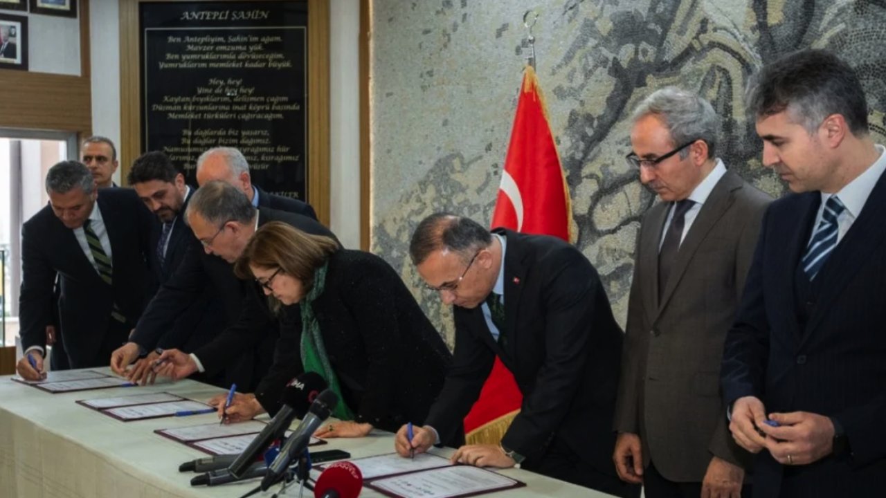 Gaziantep Büyükşehir Belediyesi'nden Türkiye’de bir ilk! Aile Akademisi açıldı