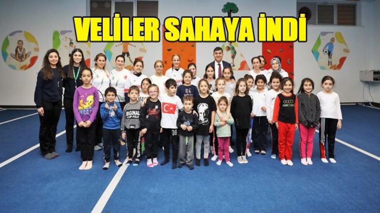 Şehitkamil’de veliler sahada sporcuların yanında