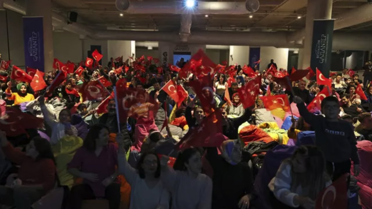 Türkiye'nin ilk uzay yolculuğu Gaziantep'ten takip edildi