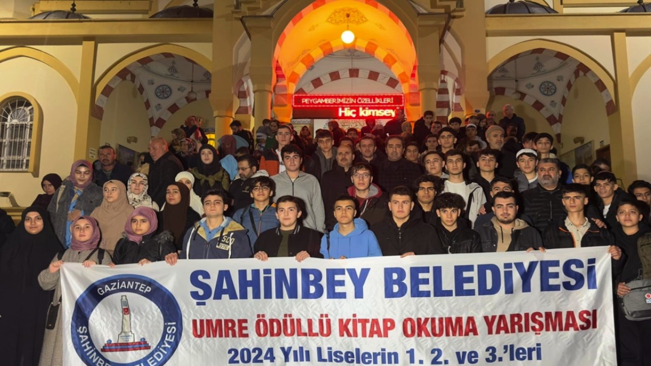 Şahinbey 174 Öğrenciyi Umreye Uğurladı