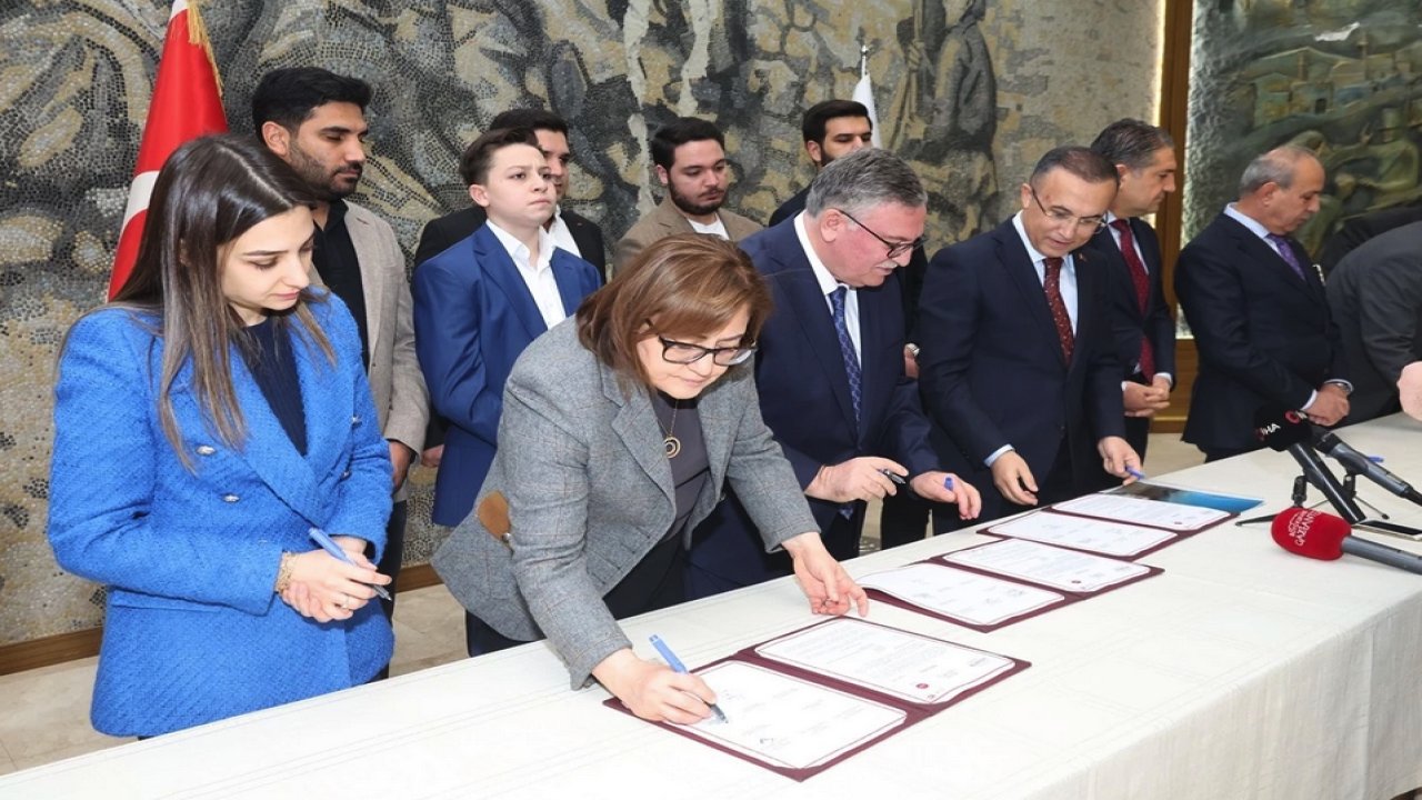 Gaziantep'te Kuran kursu ve sağlık merkezi yapımı için protokol imzalandı