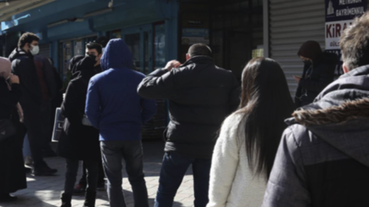 Gaziantep'te Mühendisler Asgari Ücretle Çalışmak İçin Sıraya Giriyor