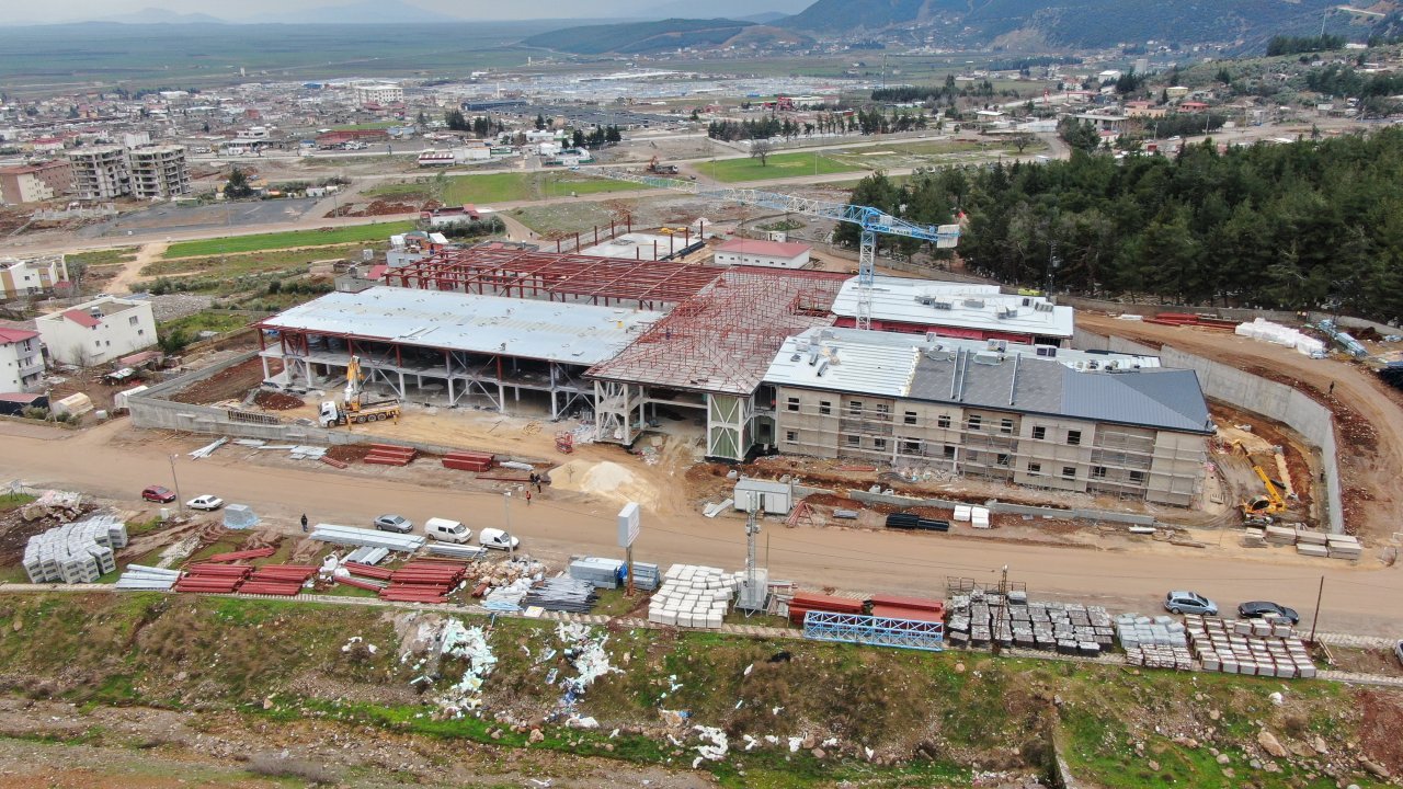 Gaziantep'te 9 şiddetine dayanıklı çelikten yapılan hastane, Mart ayının sonunda teslim edilecek