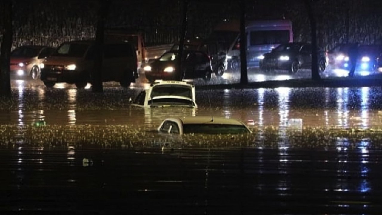 Gaziantep Bu Geceye DİKKAT! Meteoroloji'den ciddi uyarı... Gaziantep, Adıyaman, Şanlıurfa, Diyarbakır dahil 12 ili etkileyecek!