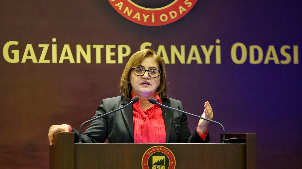 Başkan Şahin GSO'da konuştu: “Sanayicilerimizin yaptığı üretim ve özverili çalışmalar ülkemizi geleceğe taşıyor”