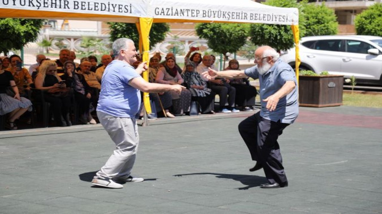 BÜYÜKŞEHİR'DEN DÜNYA ALZAYMIR FARKINDALIK AYI ETKİNLİĞİ