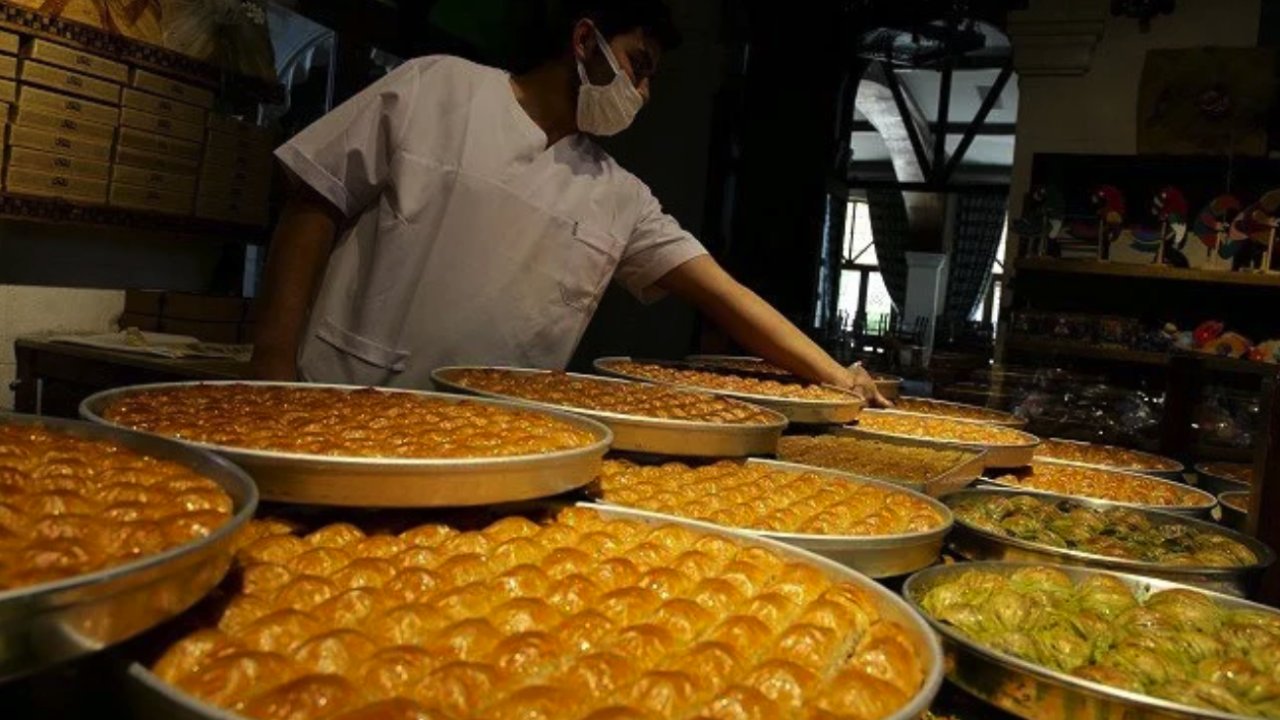 Antep Baklavası artık sadece zenginlerin oldu! Baklavanın Kilosu Bin TL'yi Geçiyor