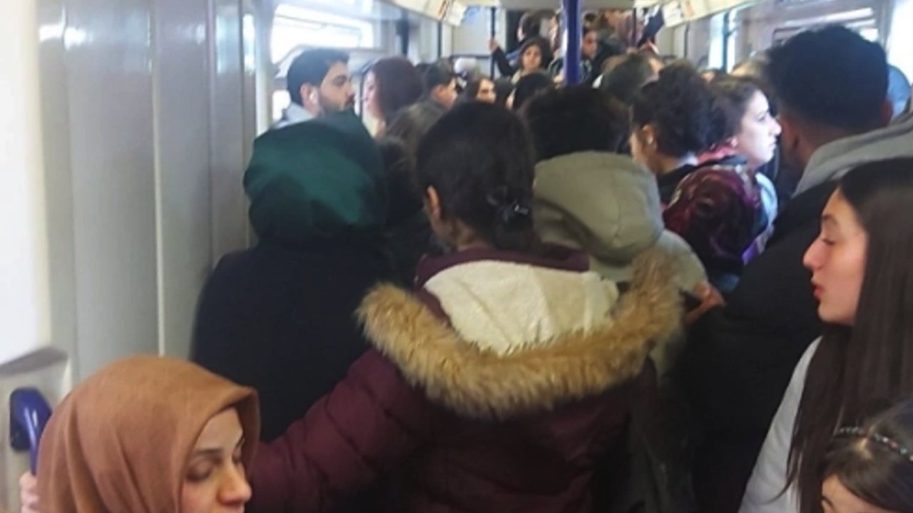 Gaziantep’te Burç-Adliye Tramvay Hattında Arıza!