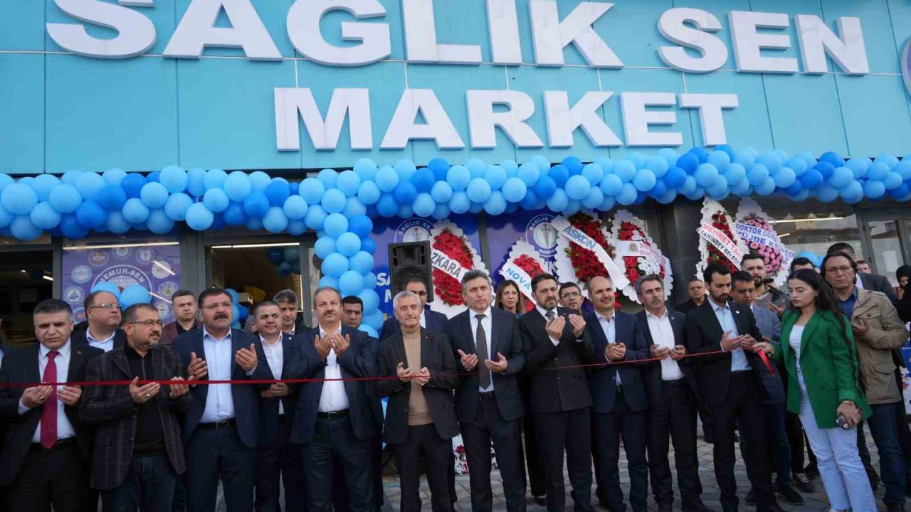 Sağlık-Sen Market'in ilk şubesi Gaziantep'te törenle hizmete açıldı