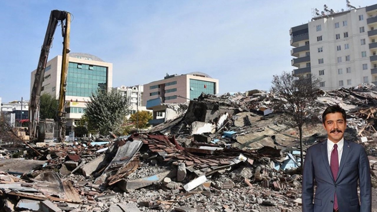 Gaziantep'te Ağır Hasalı Binaların Hepsi Yıkıldı!