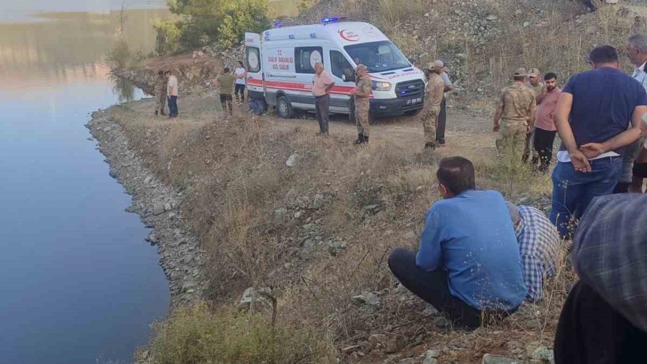 Gaziantep'te gölette kaybolan gencin cesedi 5 saat sonra bulundu