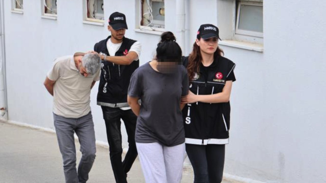 Gaziantep otoyolu'nda sevgilisiyle uyuşturucu sevkiyatı yapan şüpheliden inanılmaz savunma