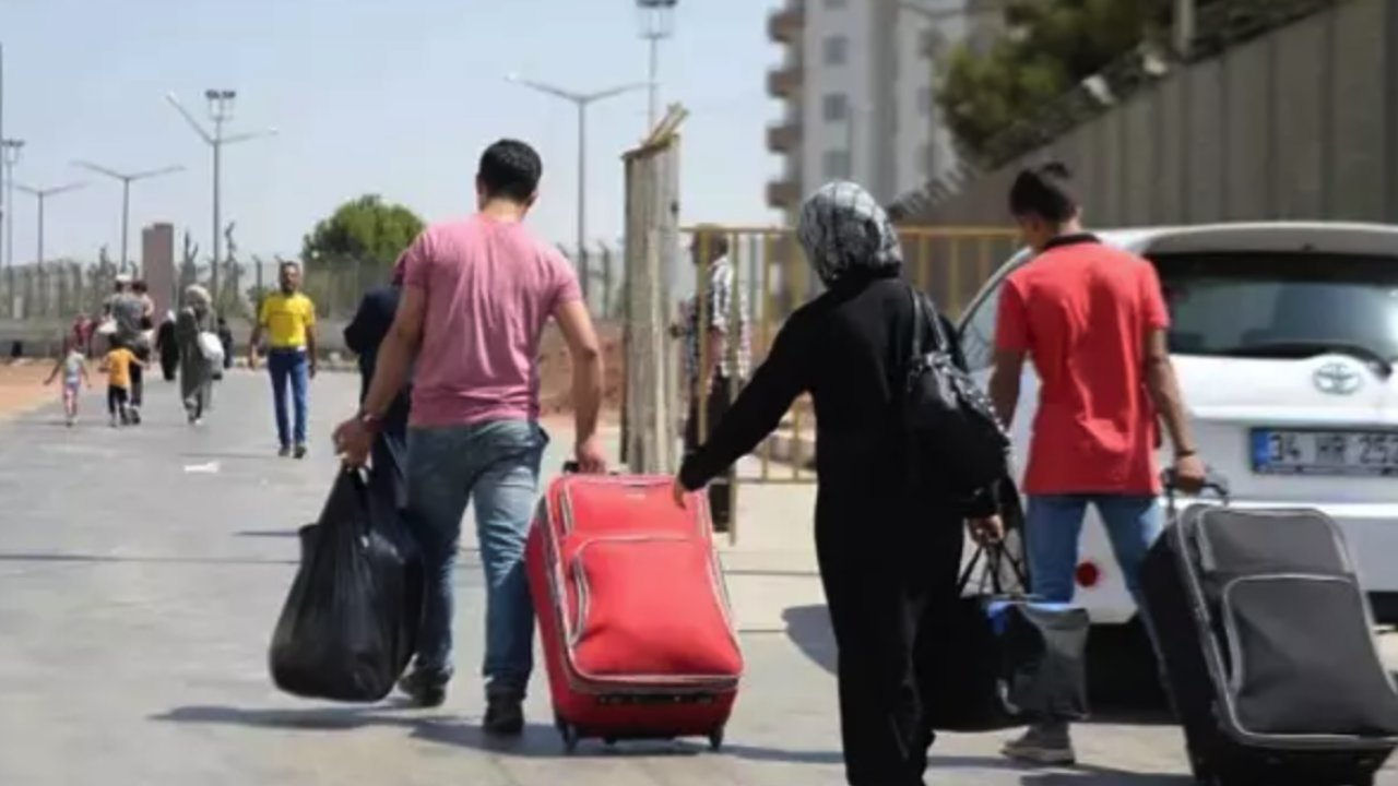 Suriyeliler geri mi dönüyor? ‘100 bin kişi’ iddiası Gaziantep'te gündem oldu