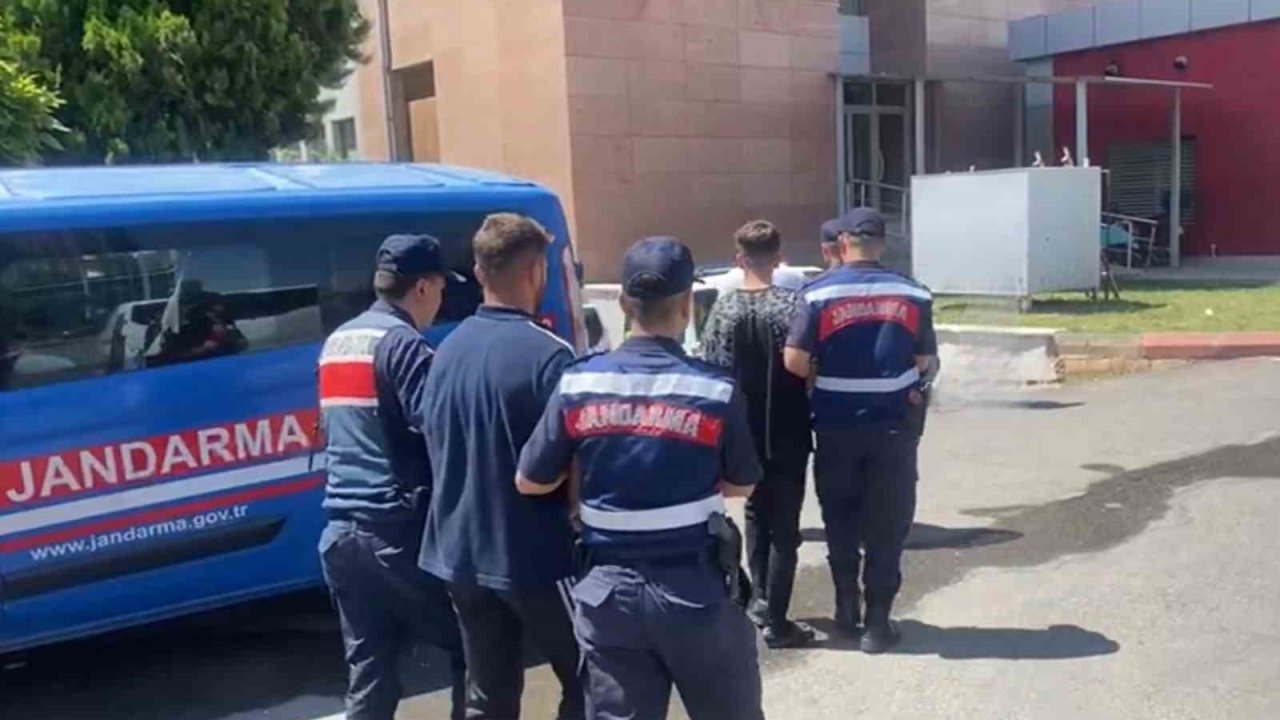 Gaziantep'te ticaret yaptıkları vatandaşı alıkoyarak gasp eden 3 şahıs tutuklandı