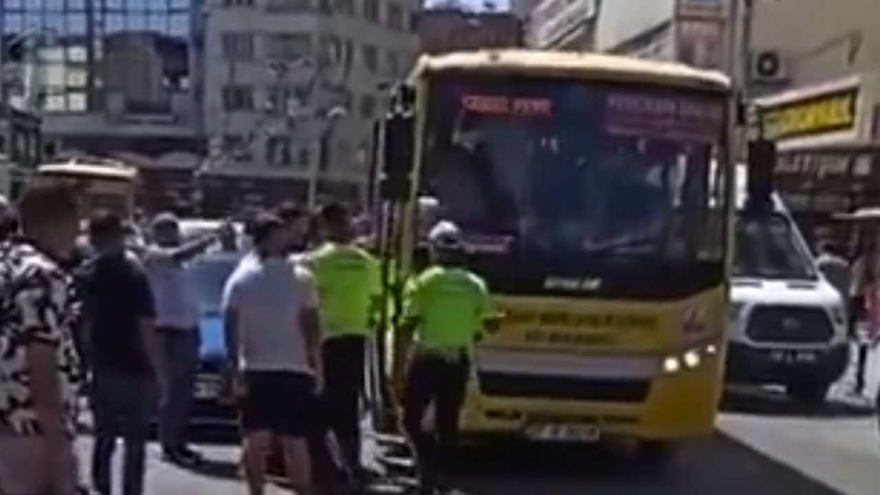 Gaziantep'te TRAFİKTE YOL VERME KAVGASI!