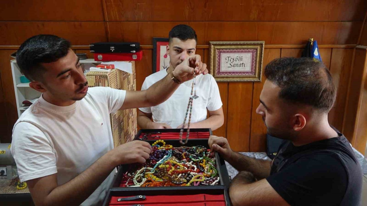 Gaziantep'te hobi olarak başladığı tespih üretimi mesleği haline geldi