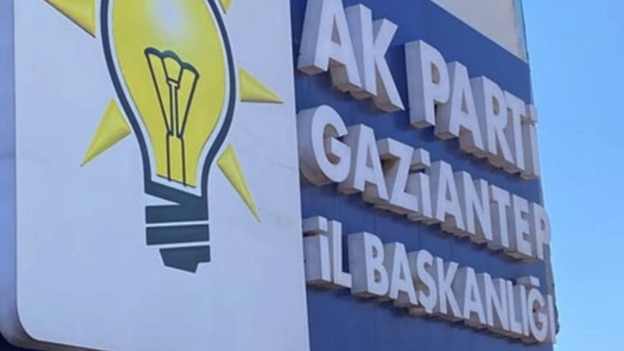 GAZİANTEP'TE AK Parti'de NELER OLUYOR? DEĞİŞİM RÜZGARI FIRTINAYA DÖNÜŞÜYOR!