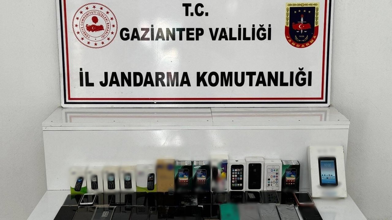 Gaziantep 1 milyon TL değerinde kaçak telefon ele geçirildi