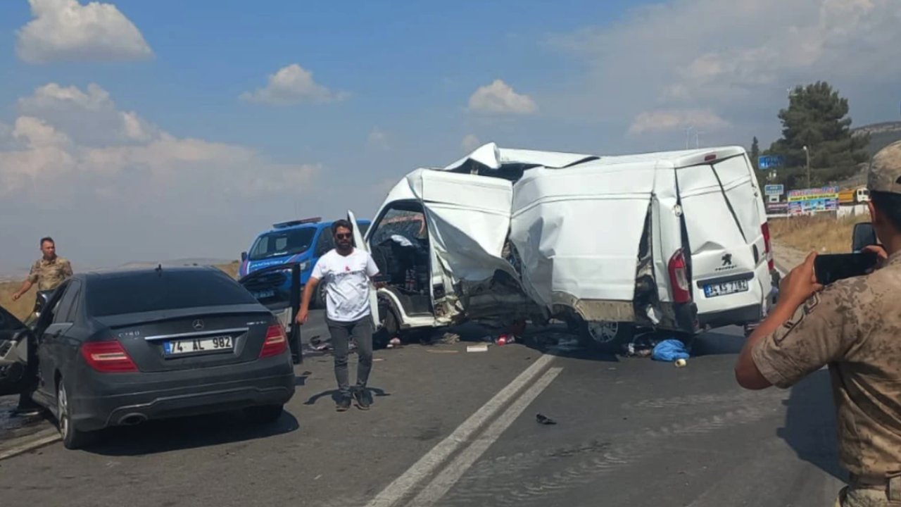 Gaziantep Nurdağı Karayolu'nda kaza! Yaralılar var