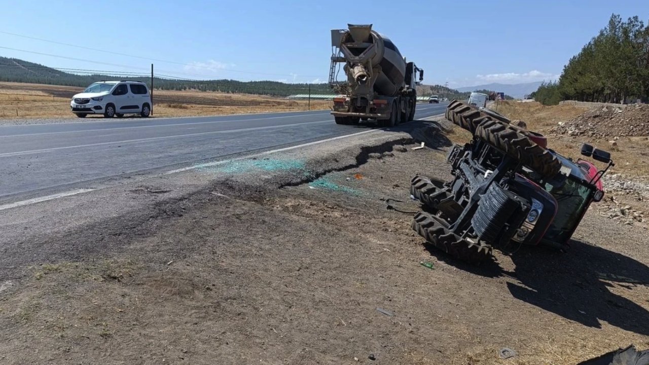 Gaziantep'te beton mikseriyle traktörün çarpıştığı kazada 3 kişi yaralandı