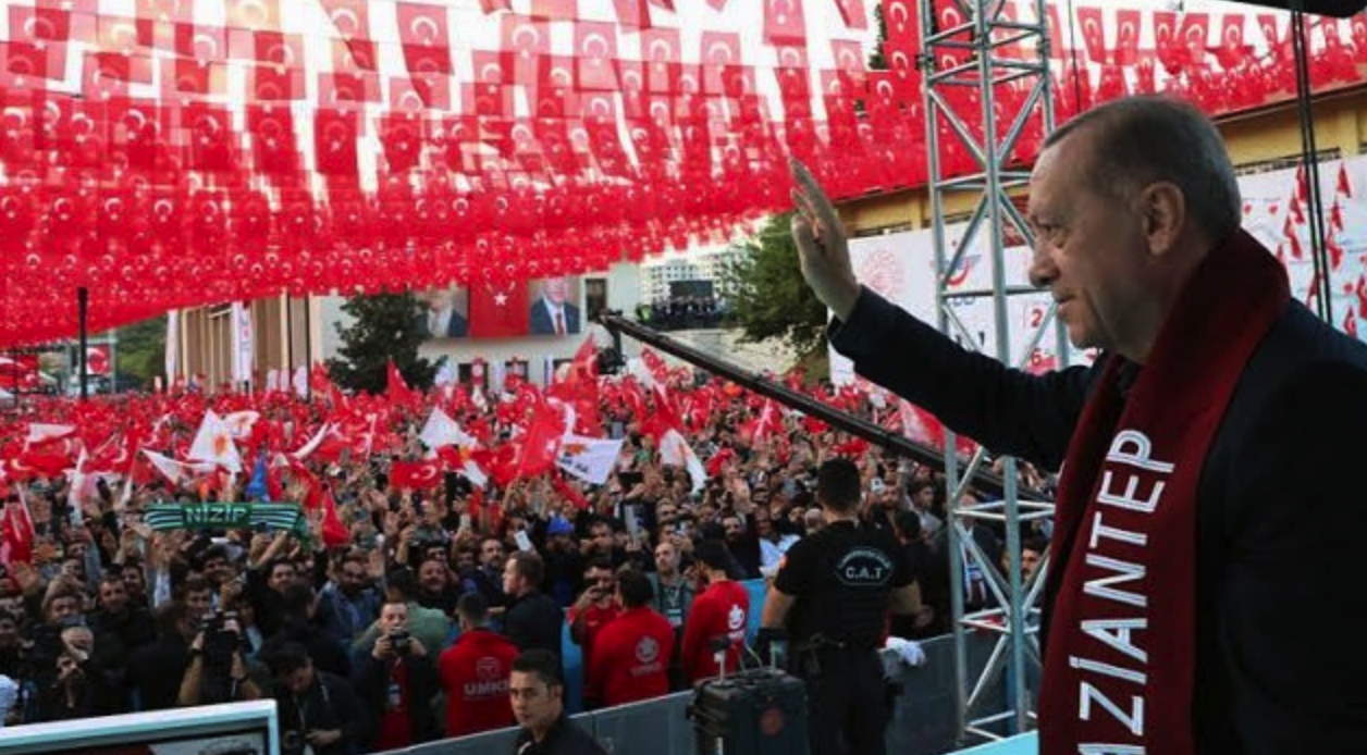 AK PARTİ GAZİANTEP'TE ŞOK İSTİFALAR SONRASI! Yavuzeli, Karkamış ve Nizip TEMAYYÜL YOKLAMASI